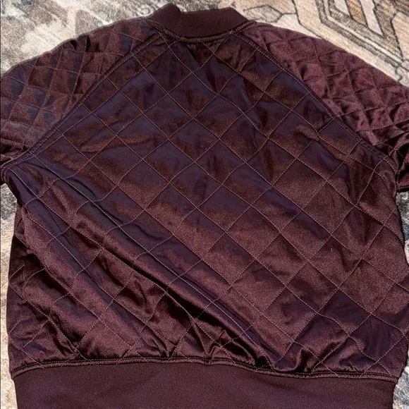 Express Quilted Bomber Jacket in Burgundy - Picture 4 of 4